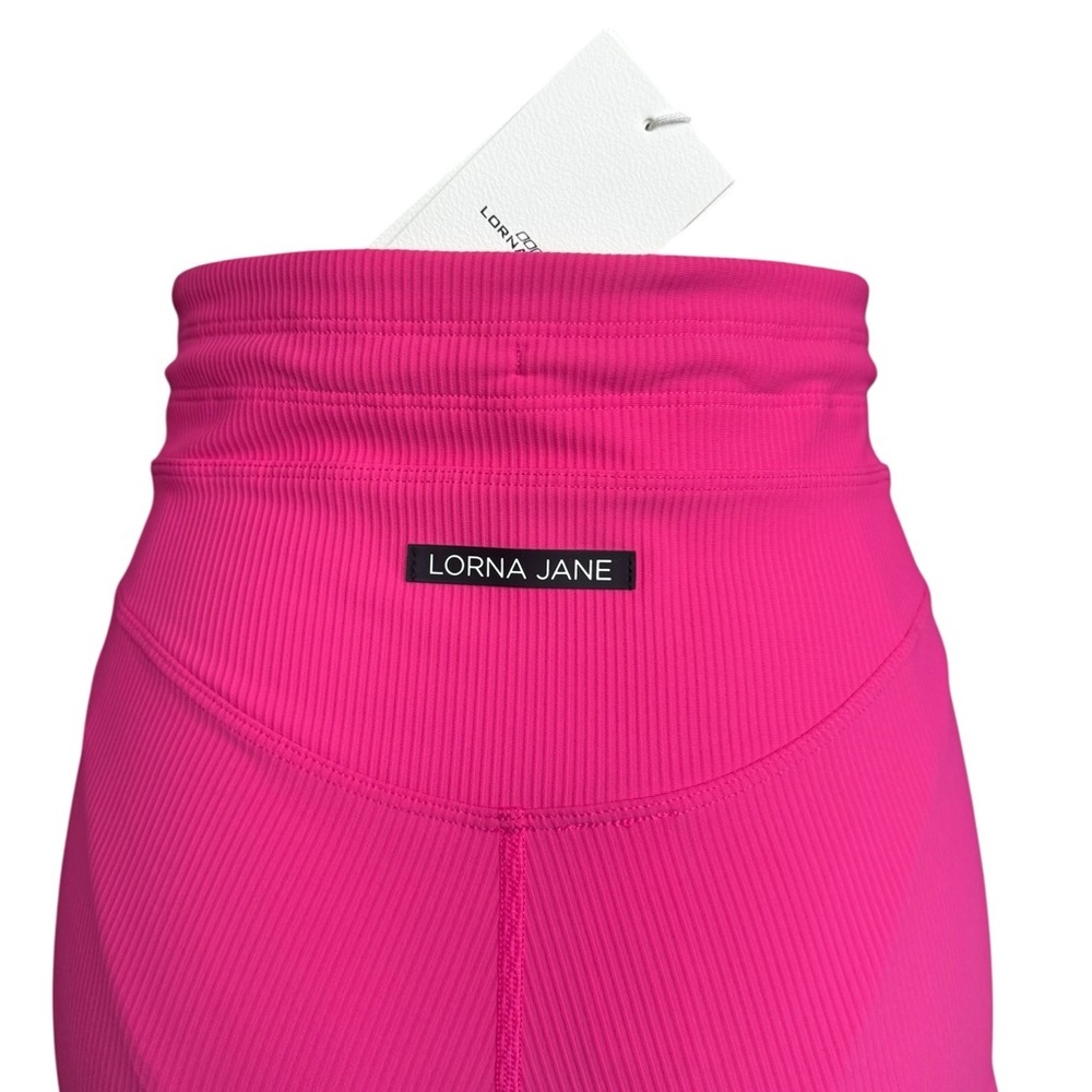 NWT Lorna Jane Flaunt it Rib Bike Short in Babin Pink Small - Picture 8 of 10